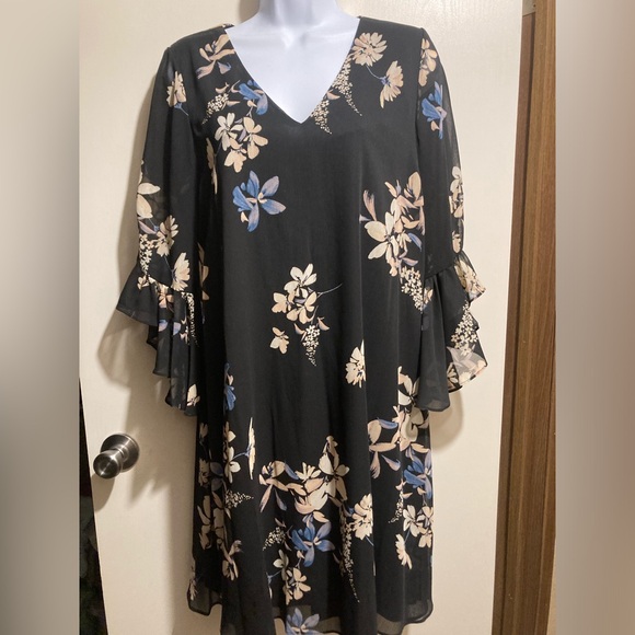 Calvin Klein Dresses & Skirts - Calvin Klein Black Floral Long Sleeve Dress with sheer sleeves